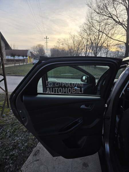 Ford Focus 1,6-SWIS.NOV