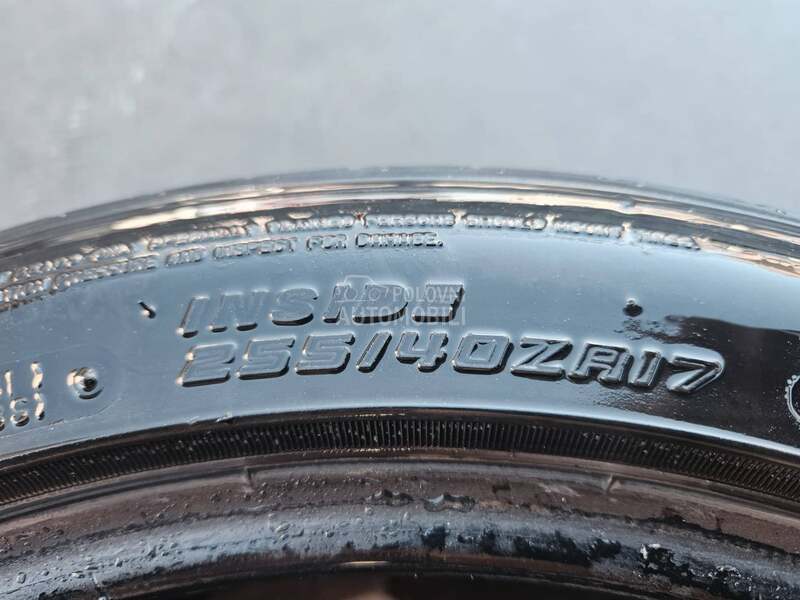 Falken 255/40 R17 Letnja