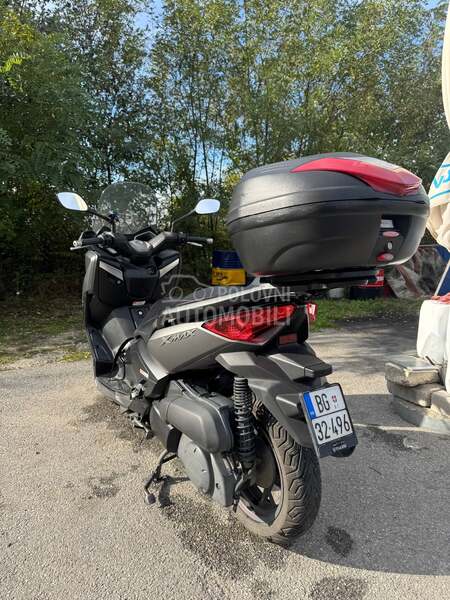 Yamaha Xmax