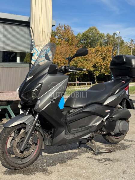 Yamaha Xmax
