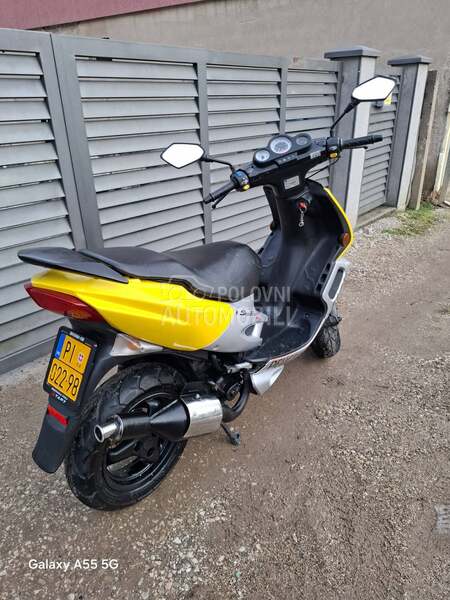 Peugeot Speedfight 2