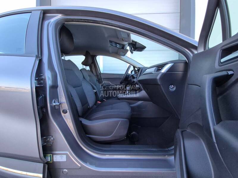 Renault Captur II DCI EDC Arval