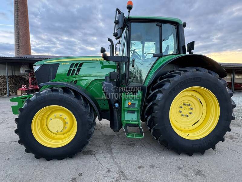 John Deere 6195M