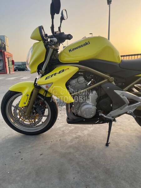 Kawasaki ER6N ABS