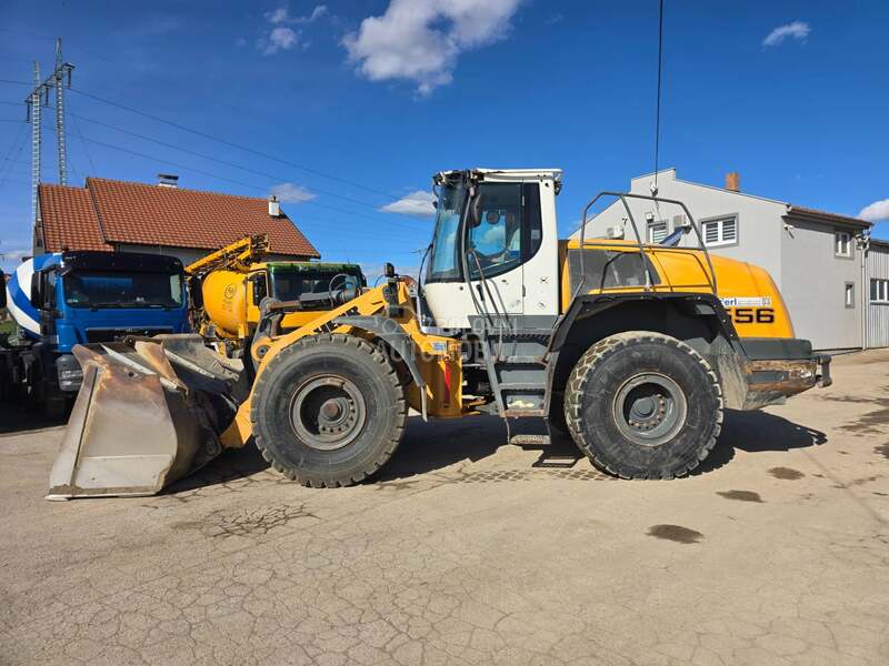 Liebherr L556
