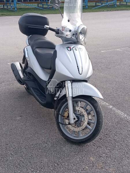 Piaggio Beverly