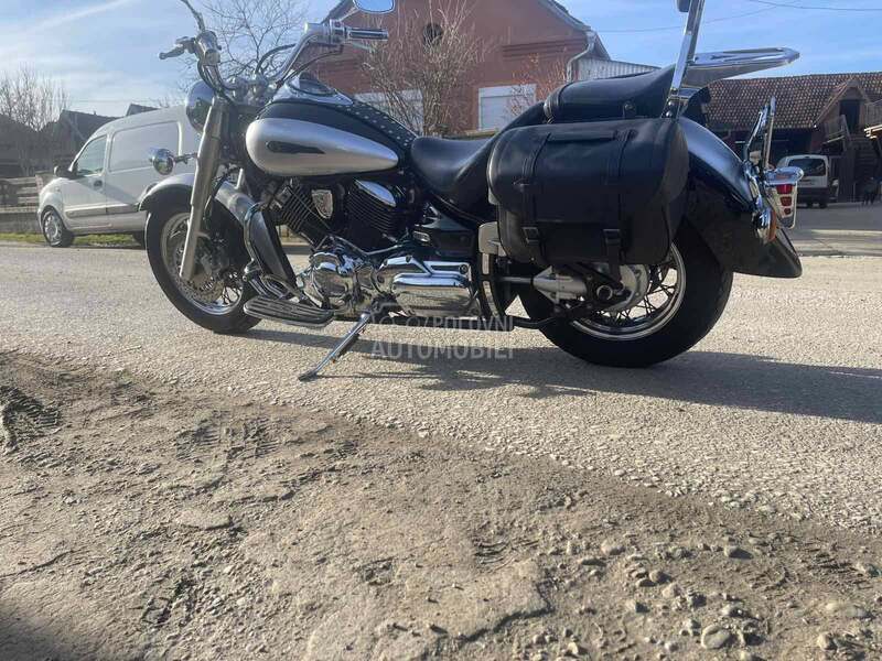 Yamaha XVS 1100 Drag star
