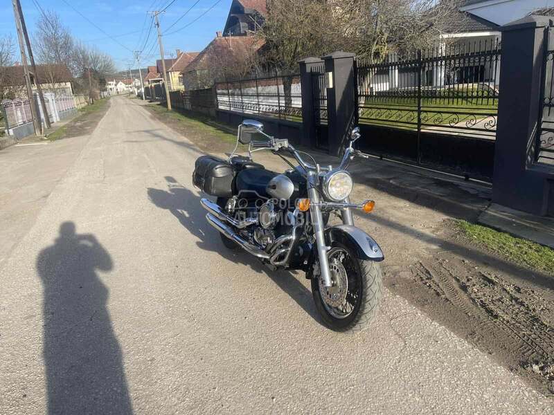Yamaha XVS 1100 Drag star