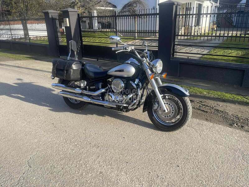 Yamaha XVS 1100 Drag star