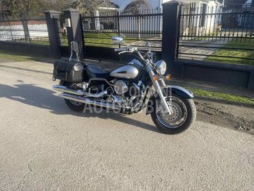 Yamaha XVS 1100 Drag star
