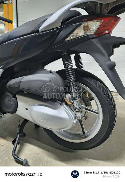 Honda SH 300 cc