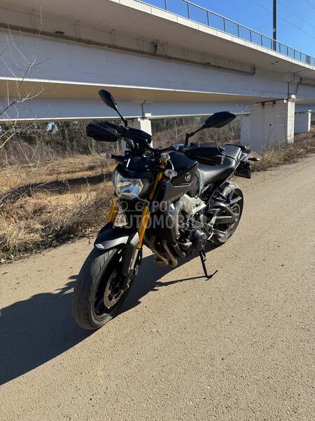 Yamaha Mt09