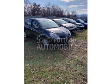 Far krilo branik za Renault Clio od 2005. do 2009. god.