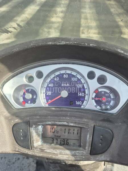 Yamaha XC Versity 300