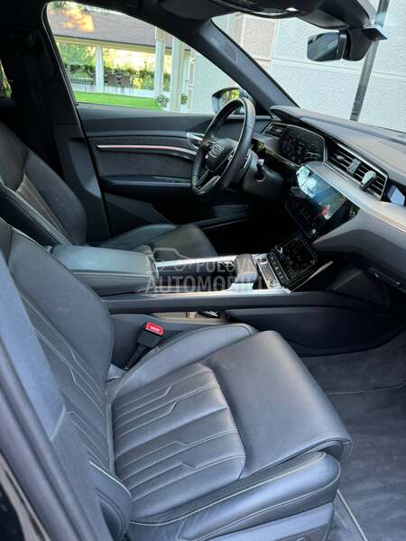 Audi e-tron S