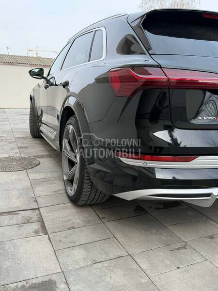 Audi e-tron S