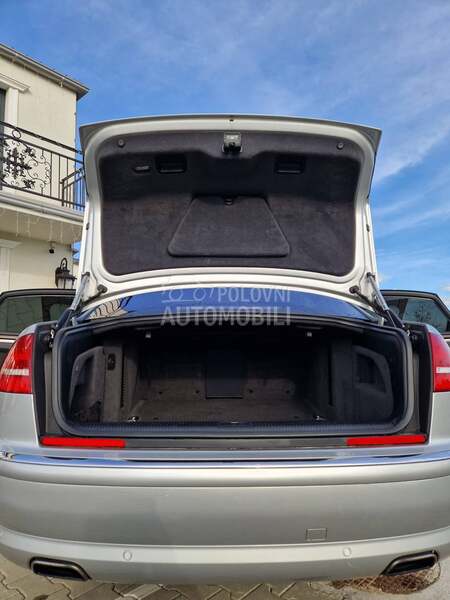 Audi A8 L W12