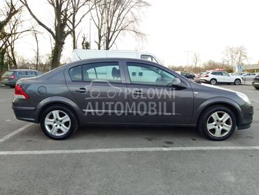 Opel Astra H 1.6
