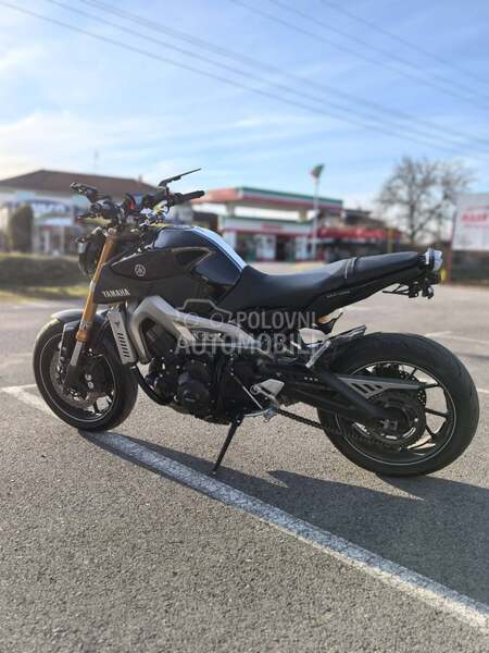 Yamaha mt09