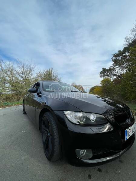 BMW 320 e92