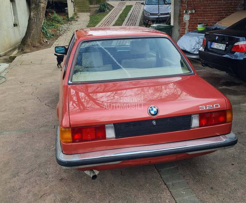 BMW 320 320