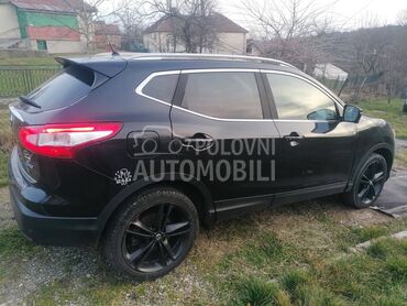 Nissan Qashqai 2015. god. -  kompletan auto u delovima