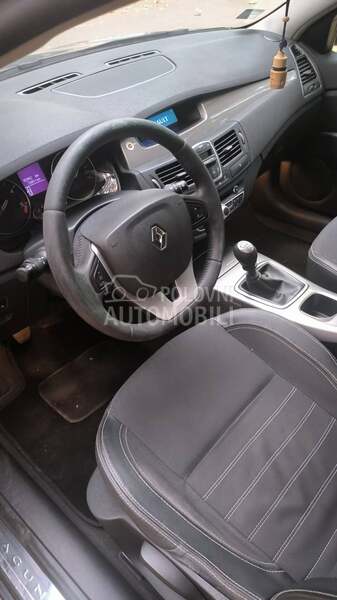 Renault Laguna 