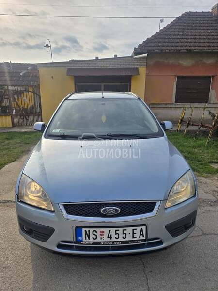 Ford Focus 1,6 pli.n GHIA .