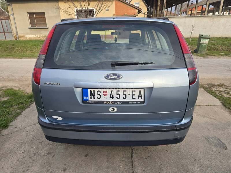 Ford Focus 1,6 pli.n GHIA .