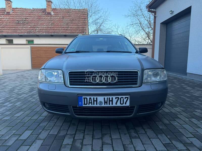 Audi A6 SA TABLICAMA