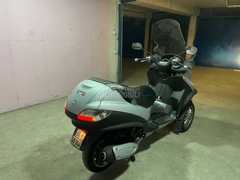 Piaggio mp3