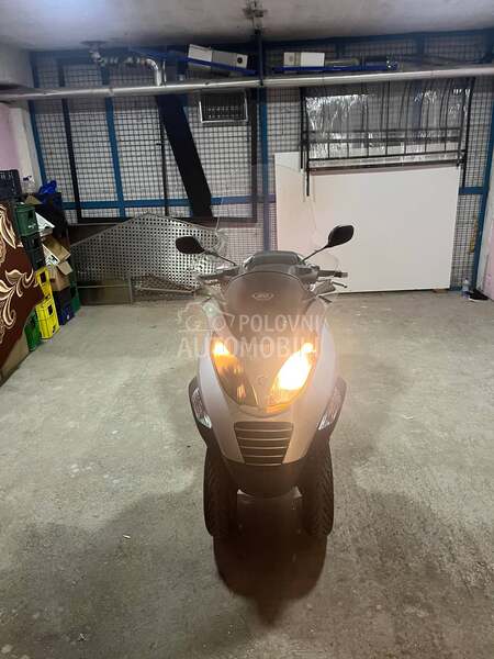 Piaggio mp3