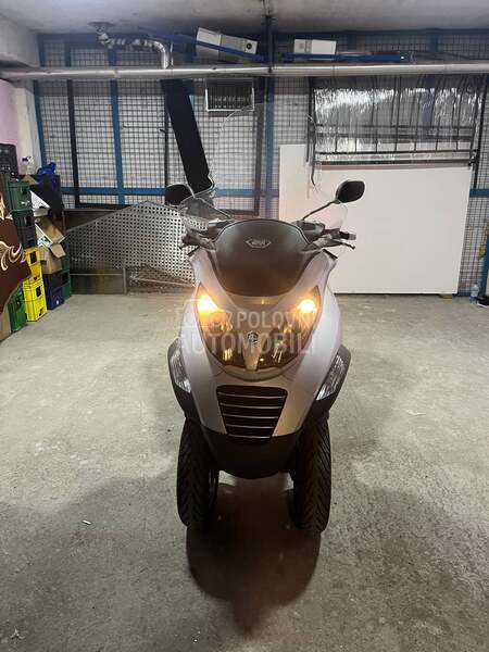 Piaggio mp3