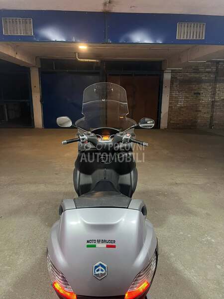 Piaggio mp3