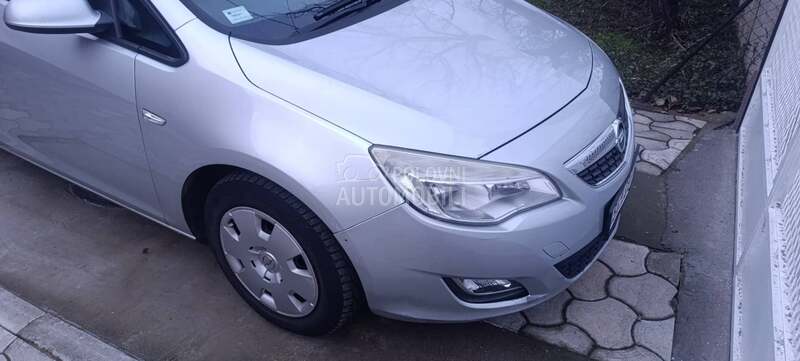 Opel Astra J 1.7 CDTI