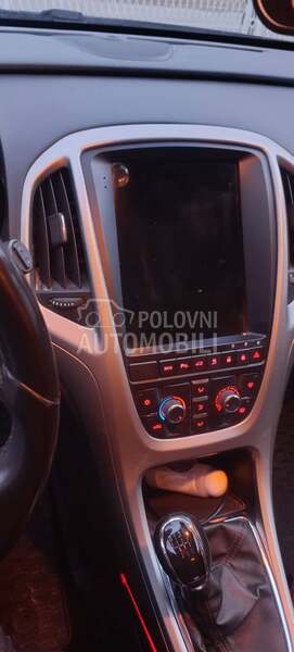 Opel Astra J 1.7 CDTI