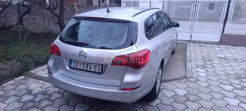 Opel Astra J 1.7 CDTI