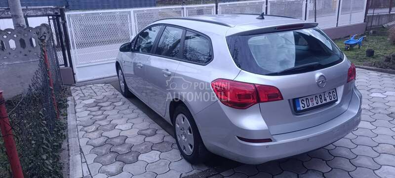 Opel Astra J 1.7 CDTI