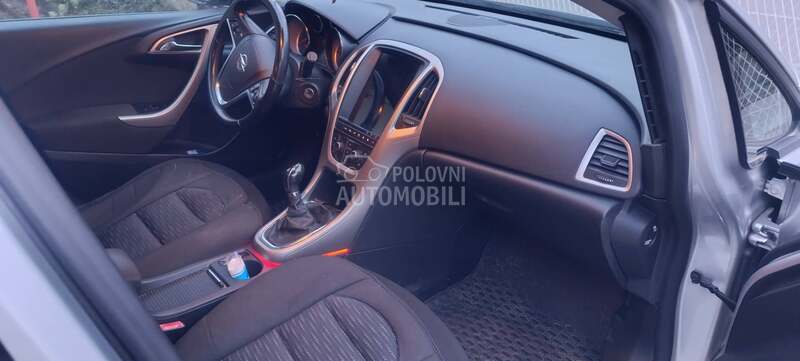 Opel Astra J 1.7 CDTI