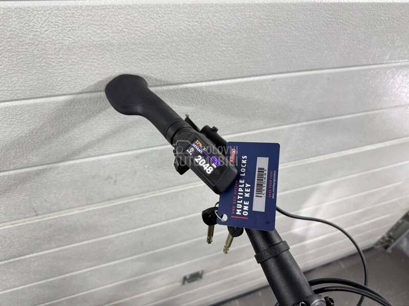 Cube Kathmandu smart 800wh M