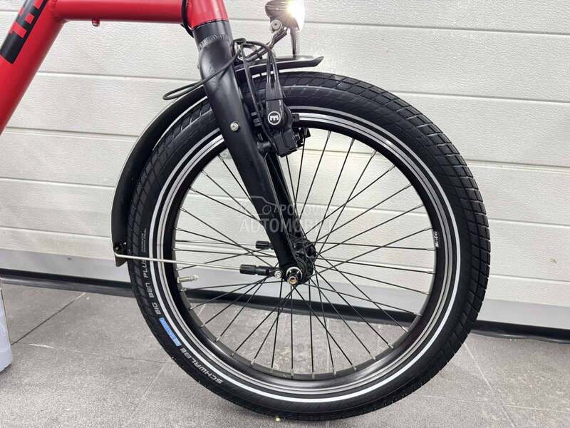 Isy Active line kao nov