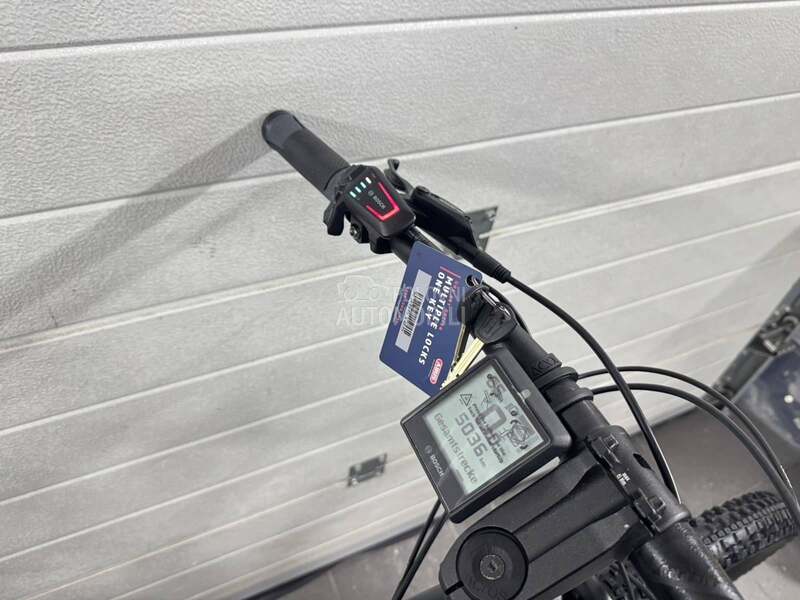 Cube Reaction smart XXL vel