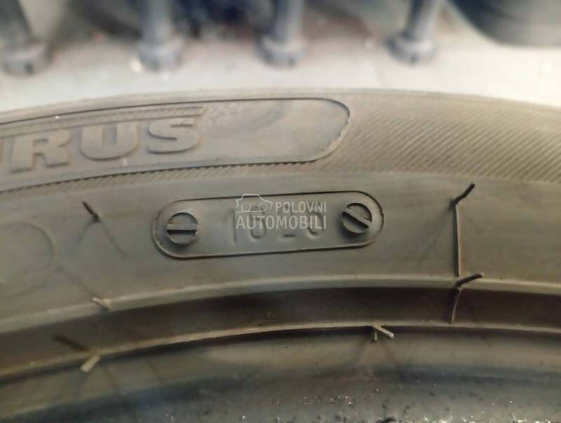 Taurus 205/55 R17 Sve sezone