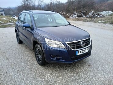 Volkswagen Tiguan -  kompletan auto u delovima