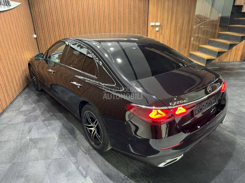 Mercedes Benz E 220 D AMG