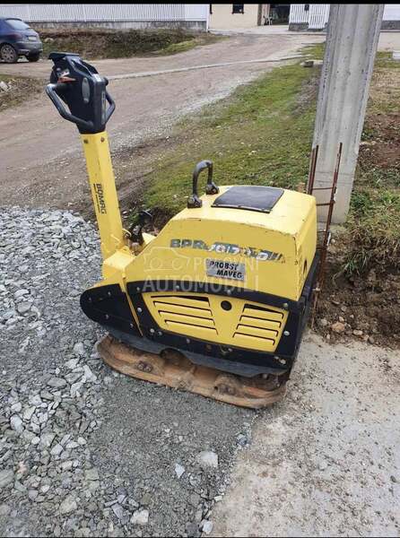 BOMAG 570