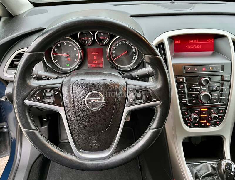 Opel Astra J 1.4 CH