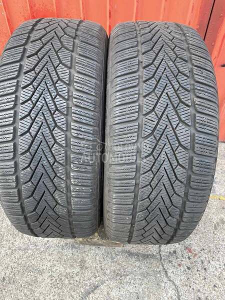 Semperit 225/50 R17 Zimska