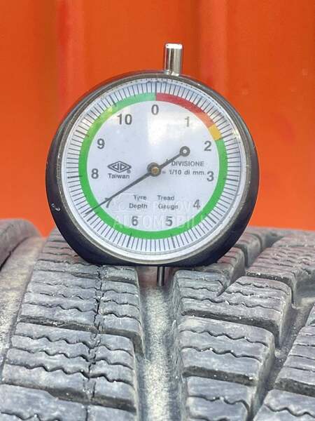 Semperit 225/50 R17 Zimska