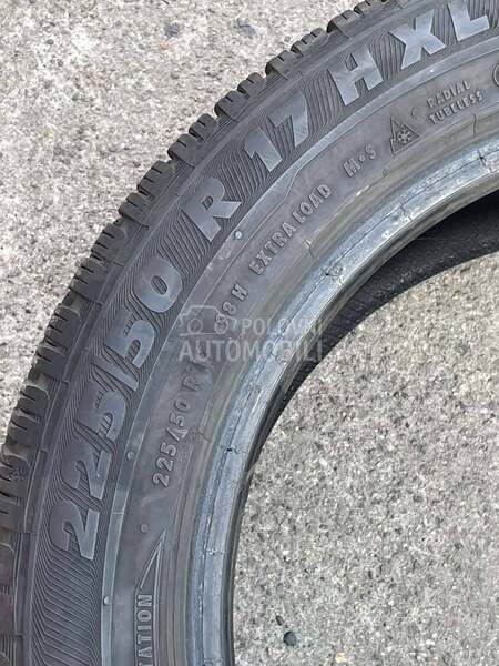 Semperit 225/50 R17 Zimska
